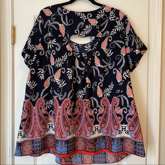 ING Short Sleeve Cut Out Back Blouse - Picture 4 of 4